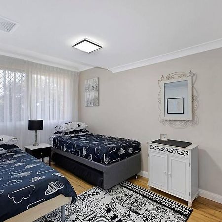 Spacious 2Br Near The Entrance Beach - 7Min Walk! 아파트 외부 사진